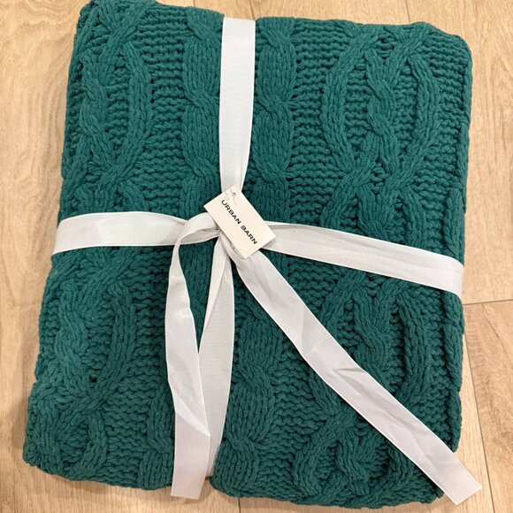 Urban Barn Porsche Chenille Throw - Picture 1 of 2